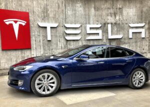 Elon Musk – From Pretoria to Planet Mars 3