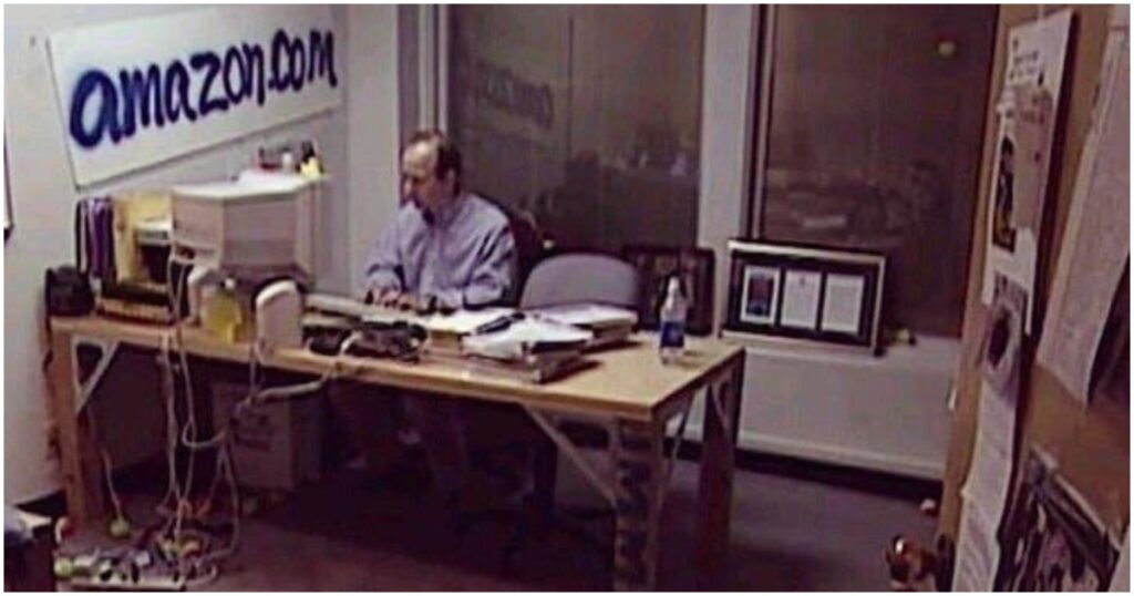 Jeff Bezos – From Bookseller to Space Pioneer 2 Jeff Bezos – From Bookseller to Space Pioneer 2